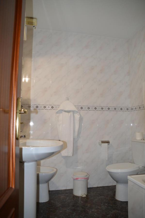 Labella - Hostal Rural Restaurante ลากาลาออร์รา ภายนอก รูปภาพ